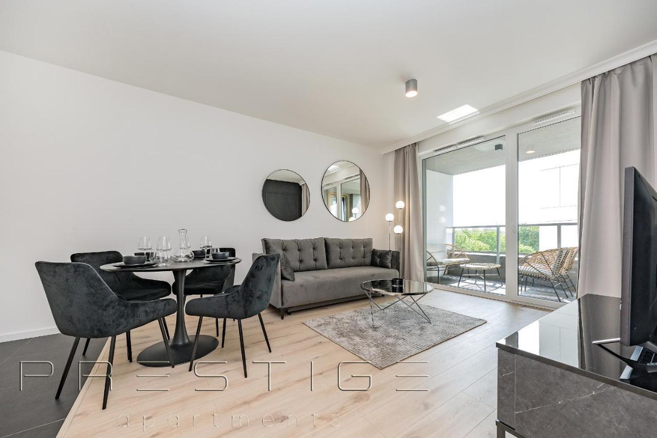 Prestige Apartments Modern Tower Gdynia Bagian luar foto